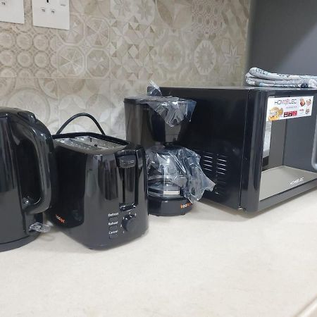 شقة جمان طيبة Joman Taibah Apartment マディーナ エクステリア 写真