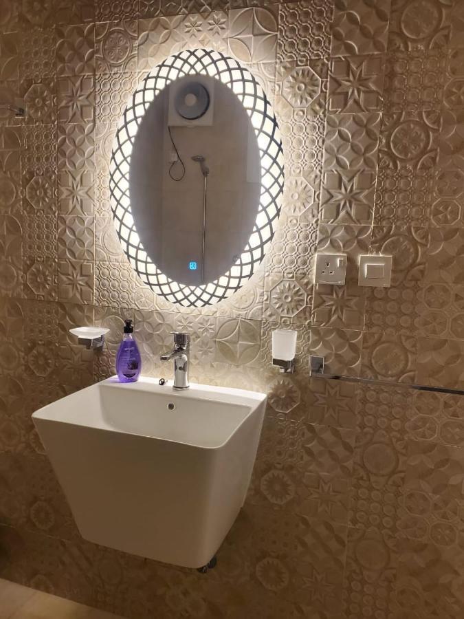 شقة جمان طيبة Joman Taibah Apartment マディーナ エクステリア 写真